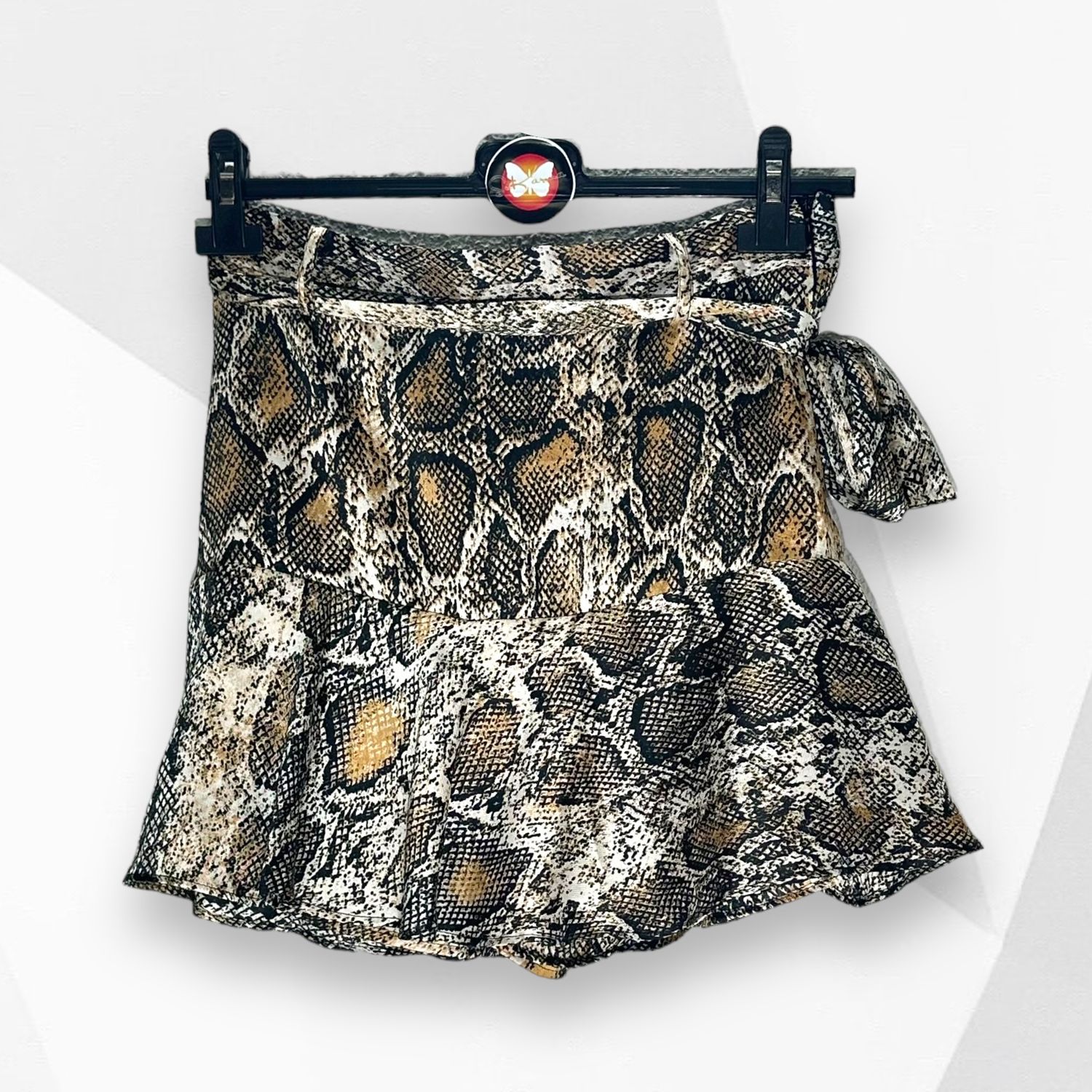 Falda/short satinada estampado serpiente ZARA Talla L