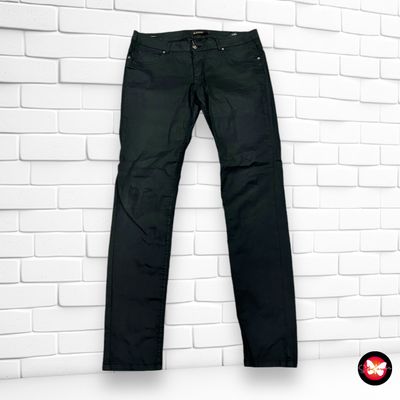 Pantalón vaquero SUPERTRASH Talla 42 (W32)