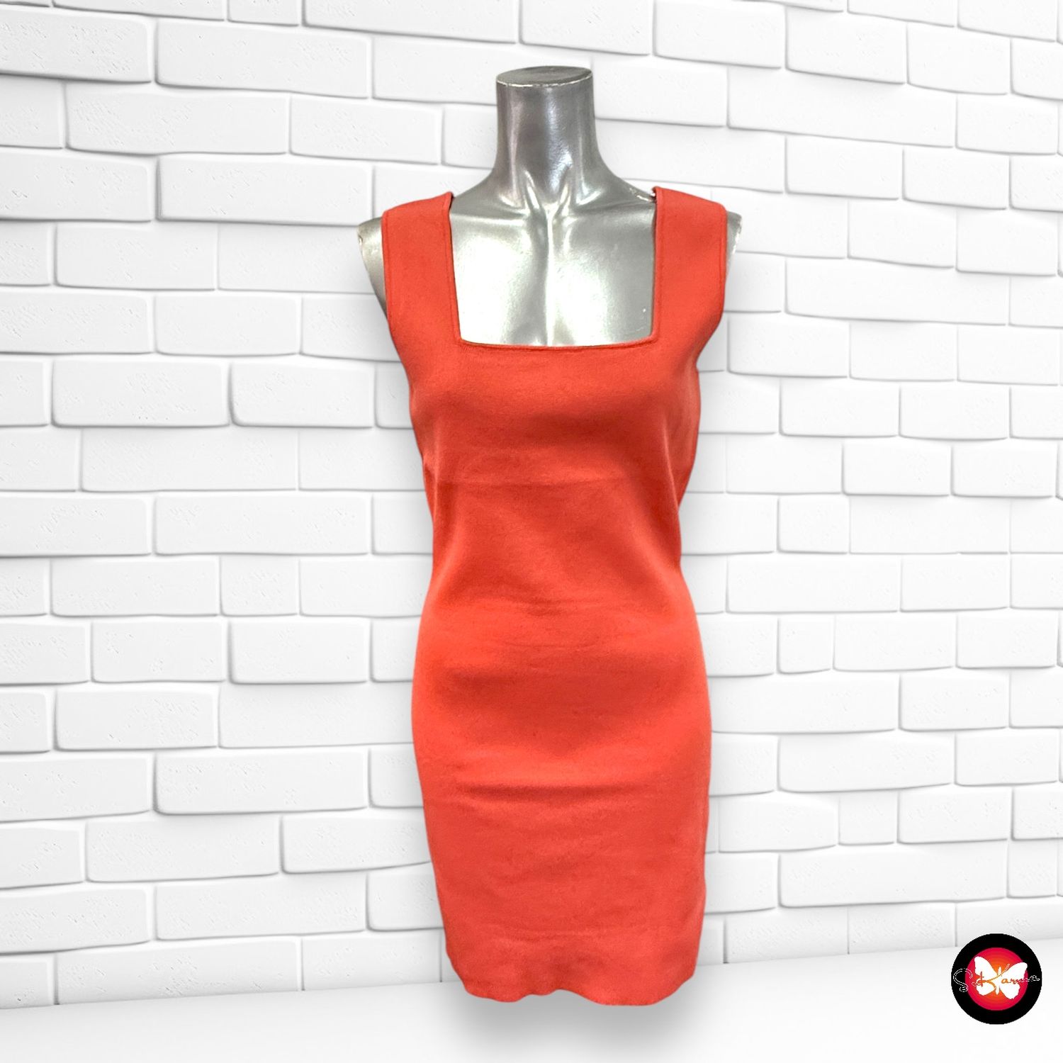 Vestido de punto tirantes NIKKIE Talla M
