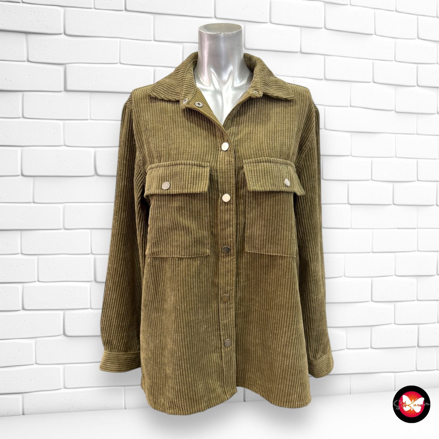 Chaqueta sobre camisa de pana GINA TRICOT Talla 36