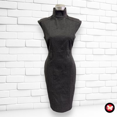 Vestido sin mangas y cuello cerrado ZARA Talla S