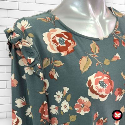 Vestido de manga larga con volantito y flores PRIMARK Talla 40