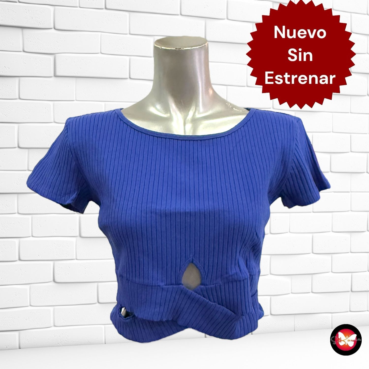 Camiseta cropped cut-out SINSAY Talla M