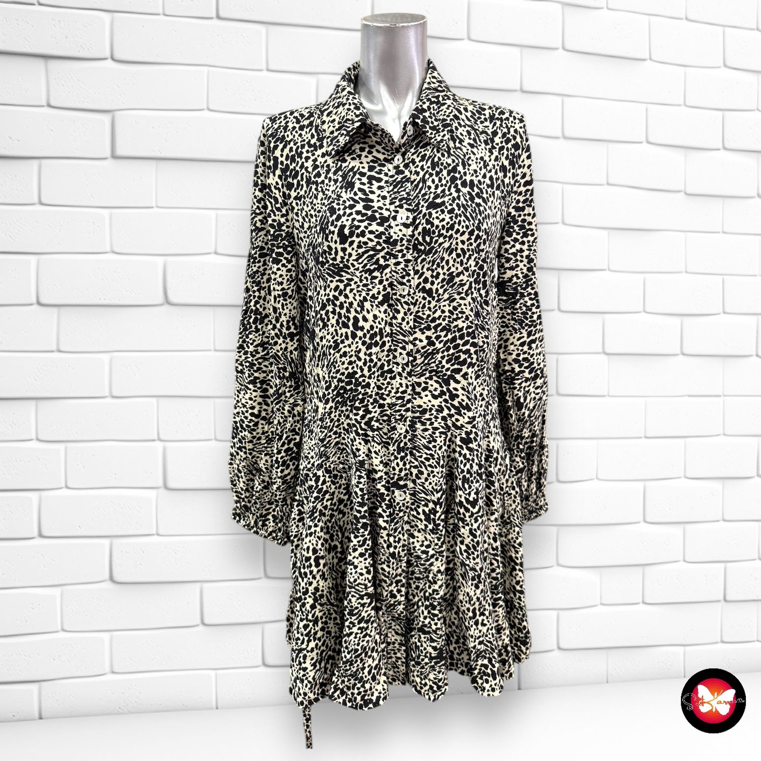 Vestido con botones animal print STRADIVARIUS Talla S