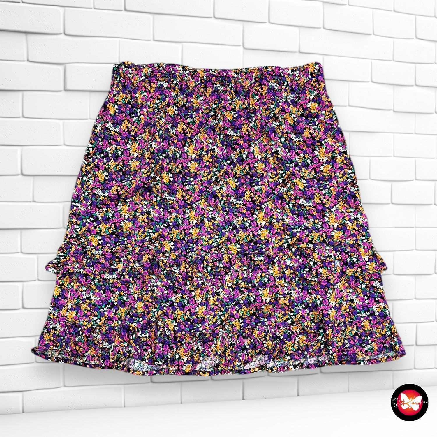 Falda con vuelo de florecitas Talla M