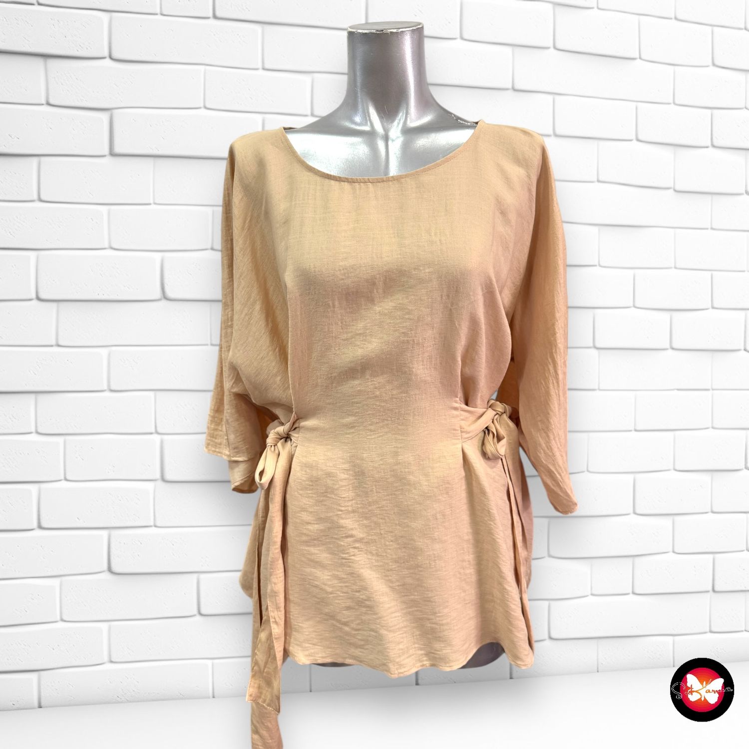 Blusa de media manga con lazitos ZARA Talla S