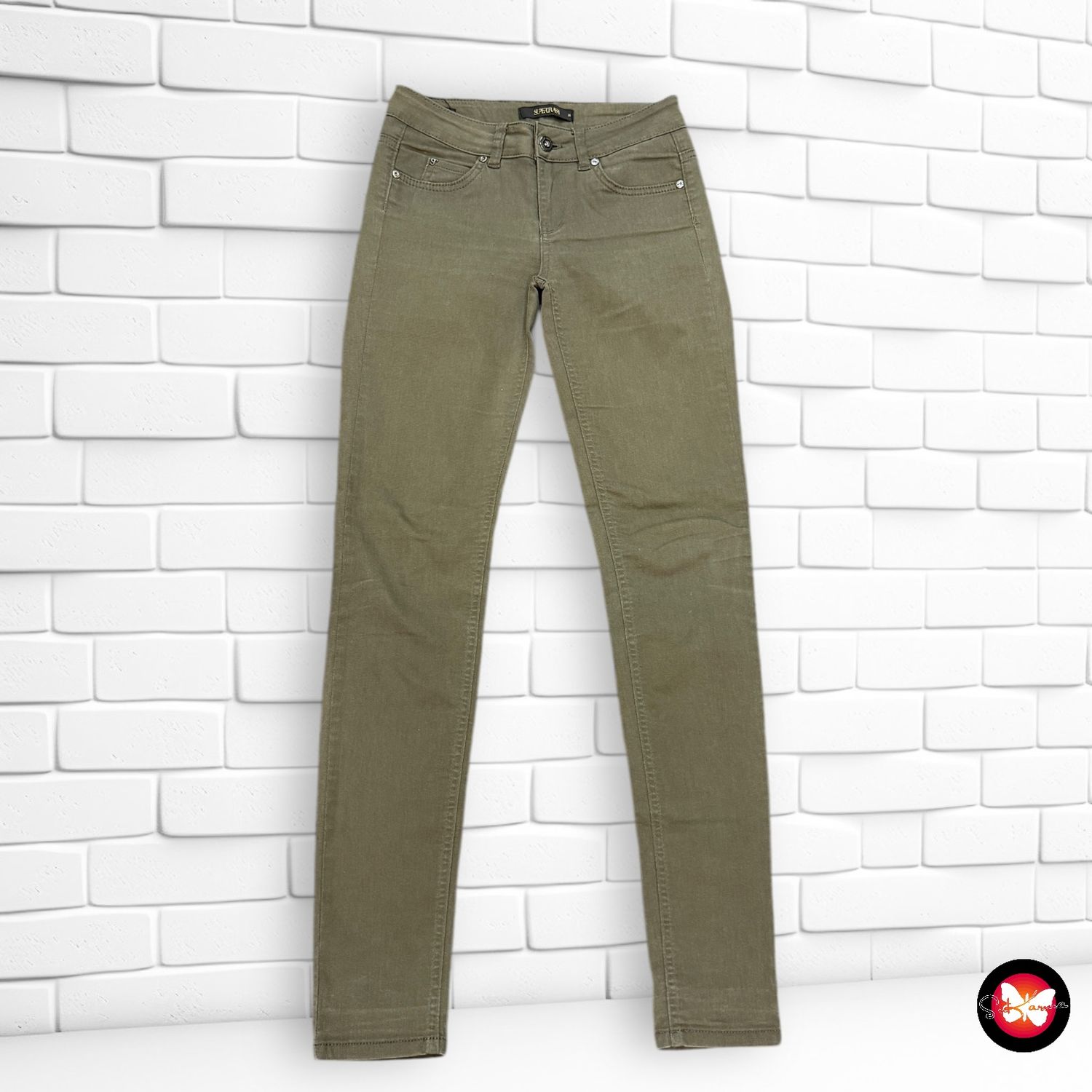 Pantalón vaquero SUPERTRASH Talla S (W26)