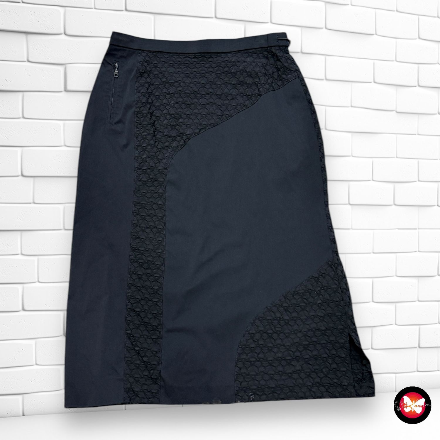 Falda con relieve PM Talla 40
