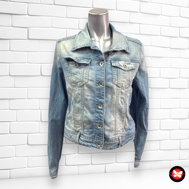 Cazadora vaquera STRADIVARIUS Talla L (pequeña)