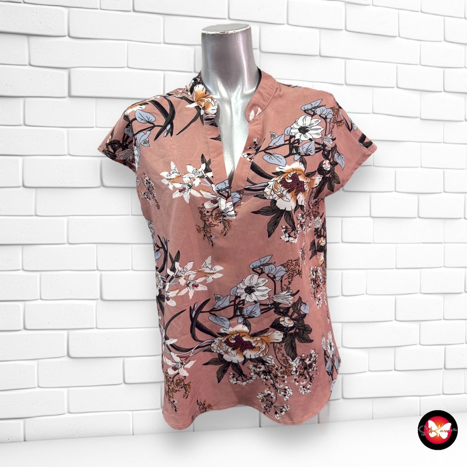 Blusa de manga corta con flores SHEIN Talla S