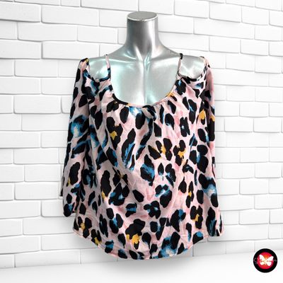 Blusa de animal print con hombros descubiertos SHEIN Talla L