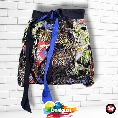 Falda con estampado DESIGUAL Talla 40
