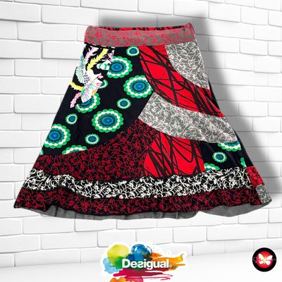 Falda con estampado DESIGUAL Talla S