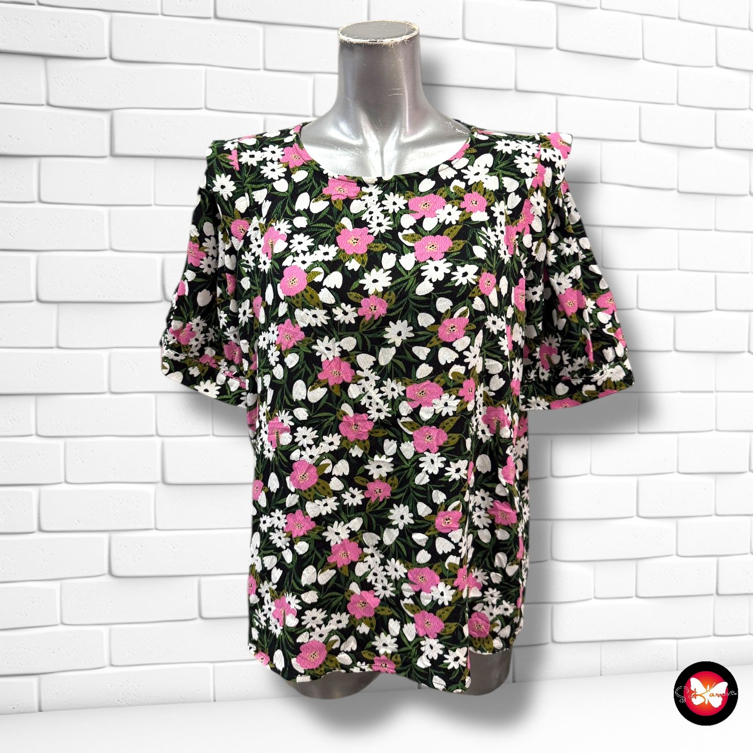 Blusa de manga corta con flores .OBJECT Talla 40