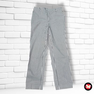 Pantalón de rayitas STRADIVARIUS Talla 36