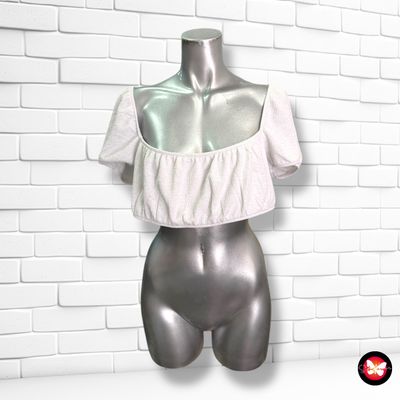 Blusa cropped DIVIDED Talla L