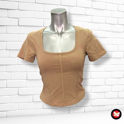 Camiseta cropped STRADIVARIUS Talla M