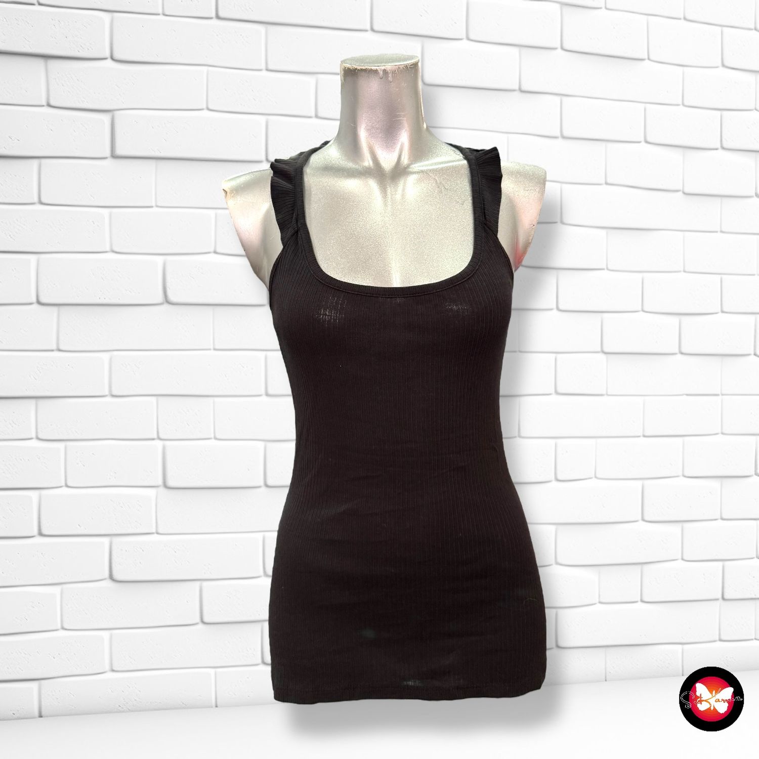 Camiseta BERSHKA Talla S