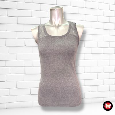 Camiseta con encaje ESMARA Talla S