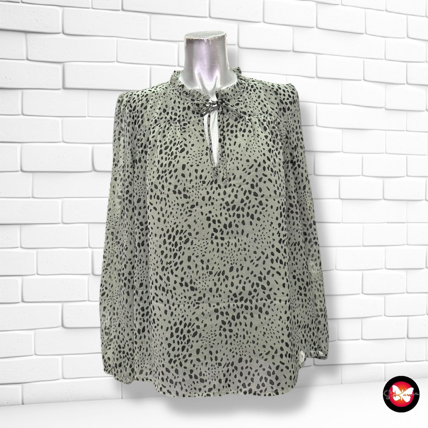 Blusa con lacito ONLY Talla M