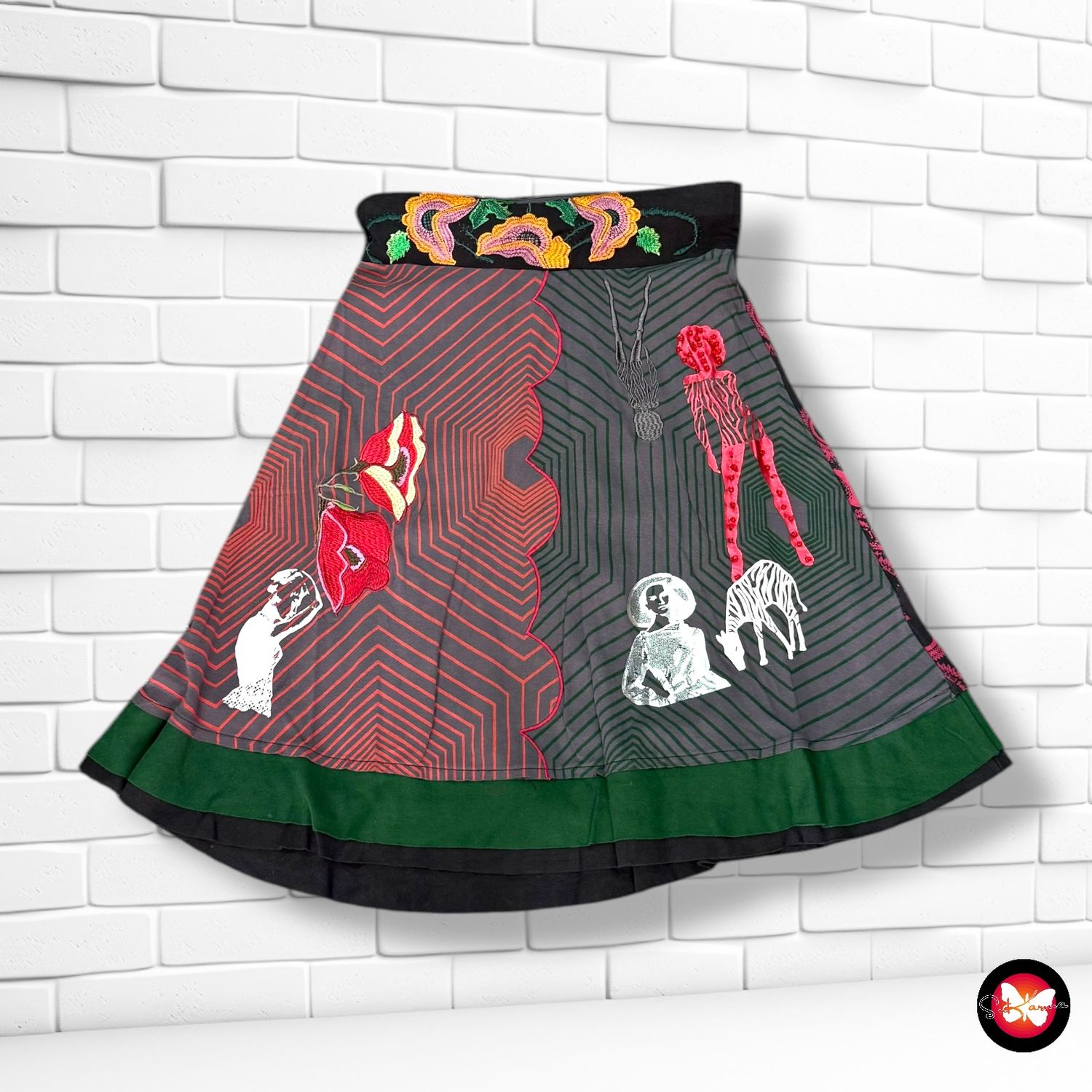 Falda suelta DESIGUAL Talla XS