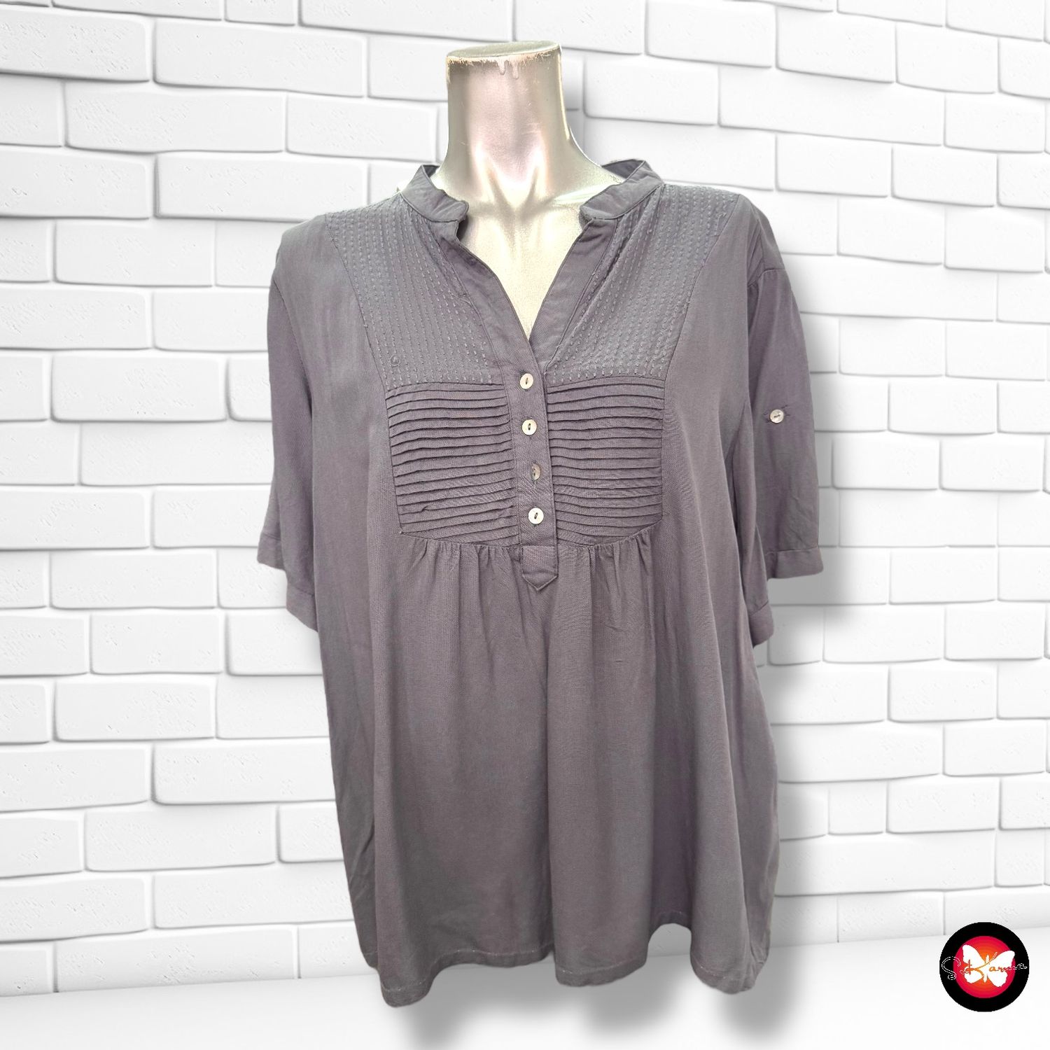 Blusa con botones Talla L