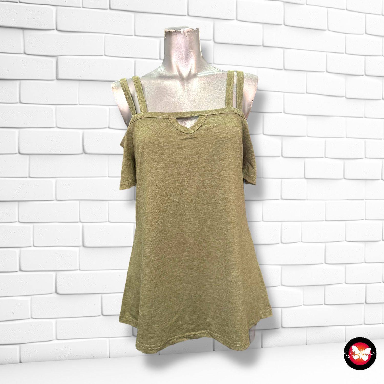 **HOY** Camiseta de hombros al aire SHEIN Talla S
