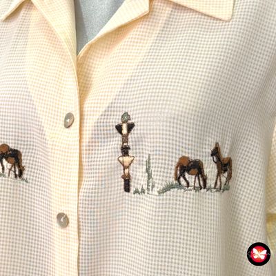 **HOY** Camisa vintage con bordados Talla L
