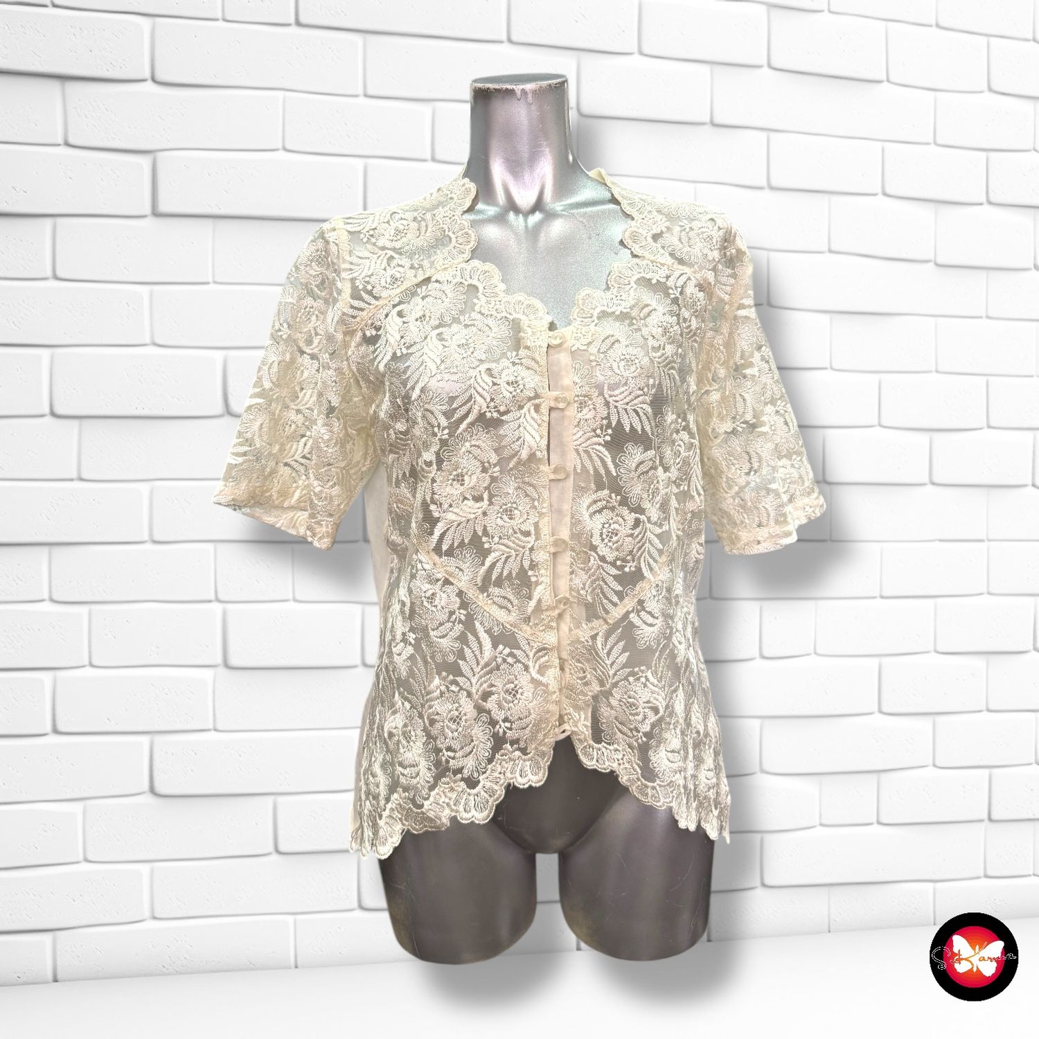 Blusa vintage con encaje Talla M