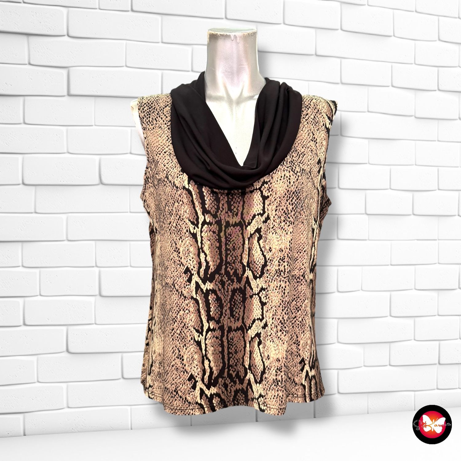 Blusa de animal print Talla M