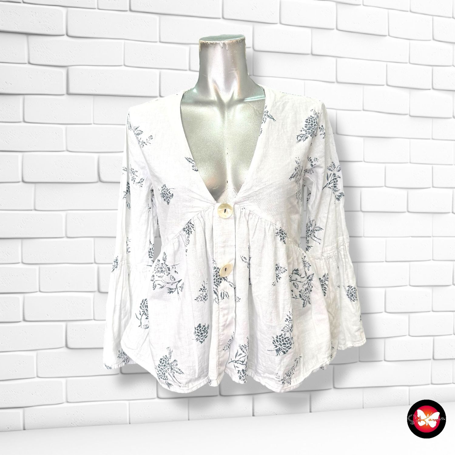 **HOY** Blusa con flores ZARA Talla XS