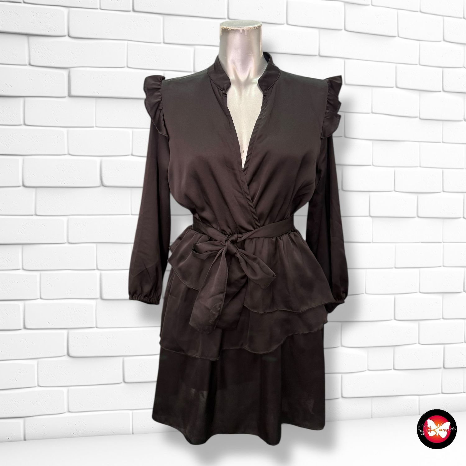 Vestido de satén con volantes Talla S