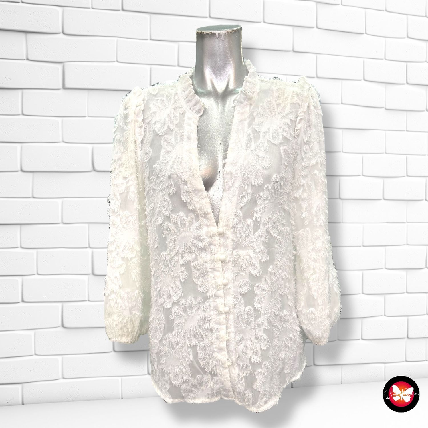 Camisa translúcida con pelitos SHEIN Talla S