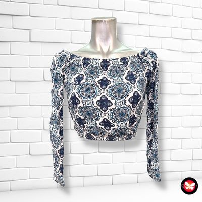 Blusa cropped DIVIDED Talla XS