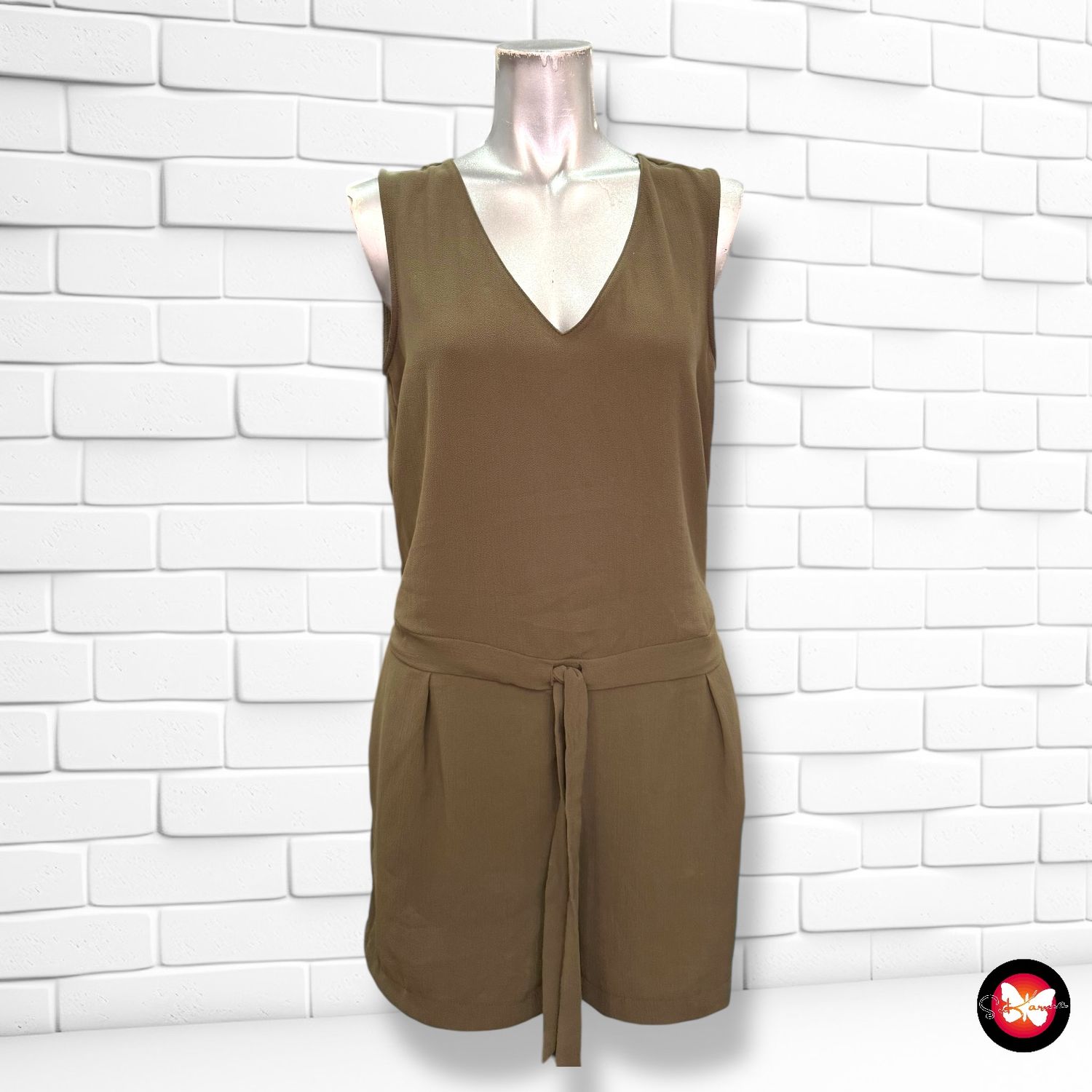 **HOY** Mono corto con espalda abierta ZARA Talla XS