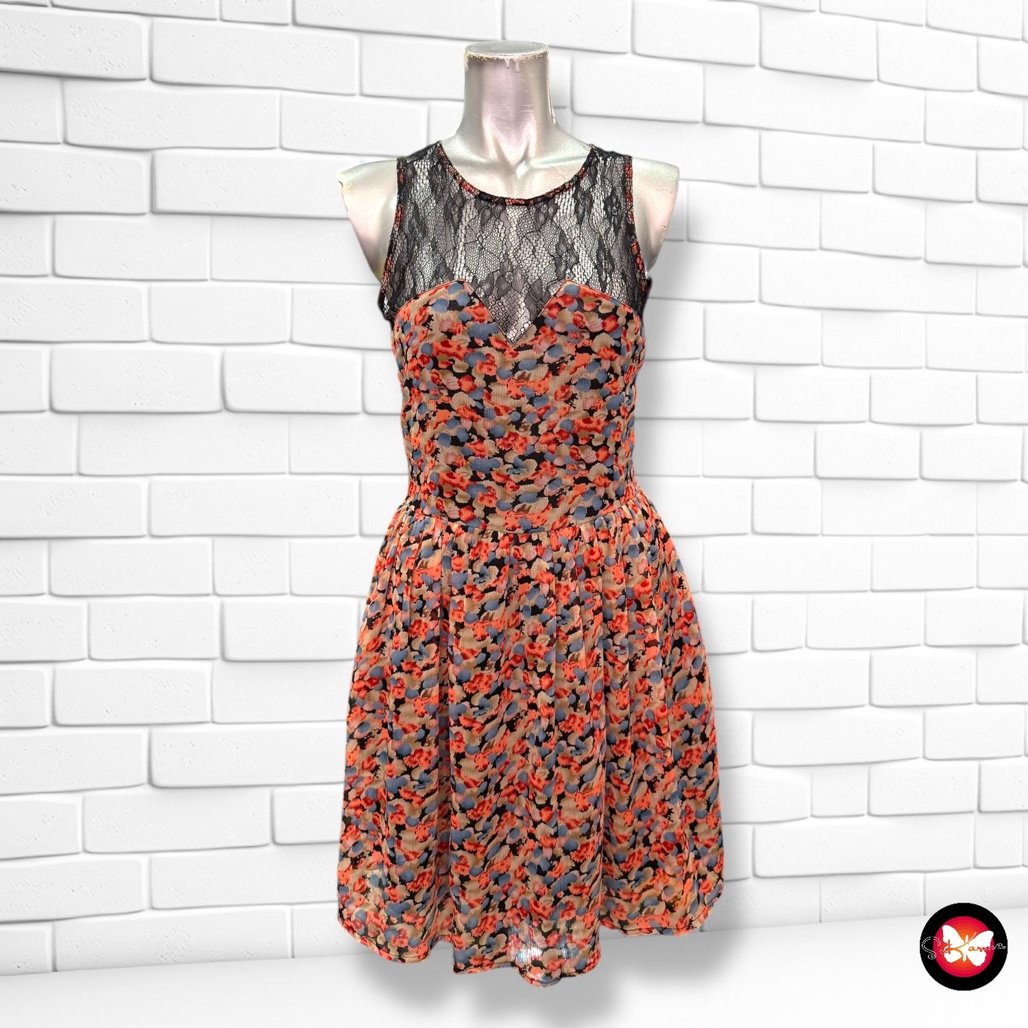 Vestido con encaje Talla S