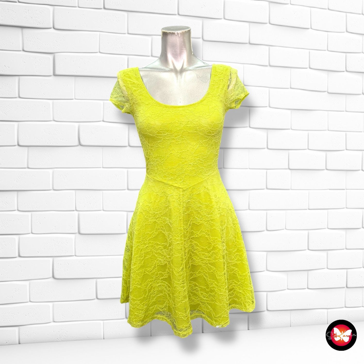 Vestido con encaje DIVIDED Talla 34