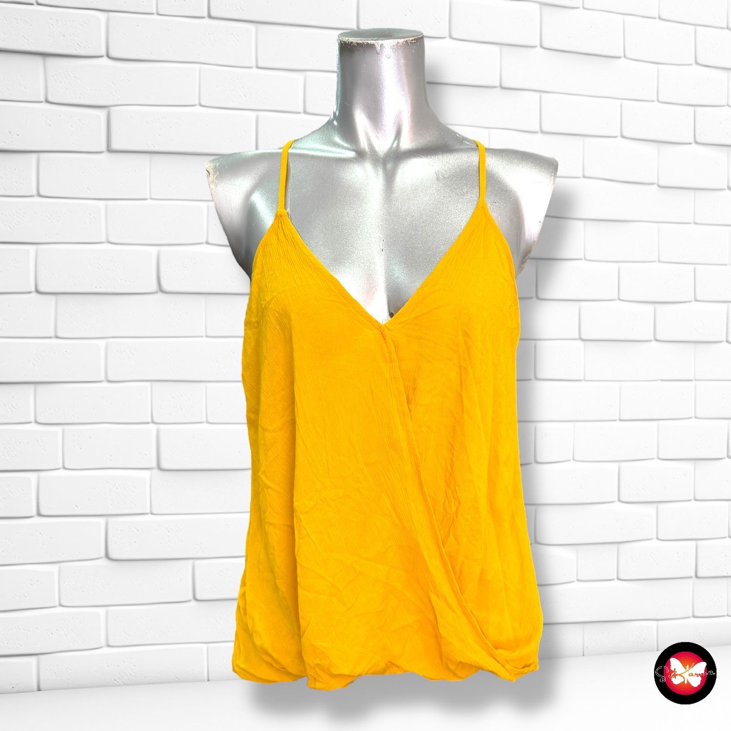Blusa de tirantes BERSHKA Talla S