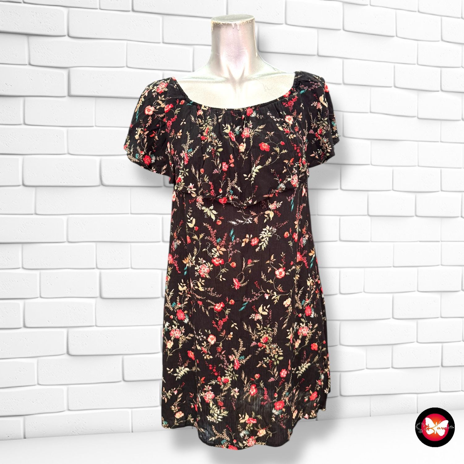 Vestido escote barco BERSHKA Talla M