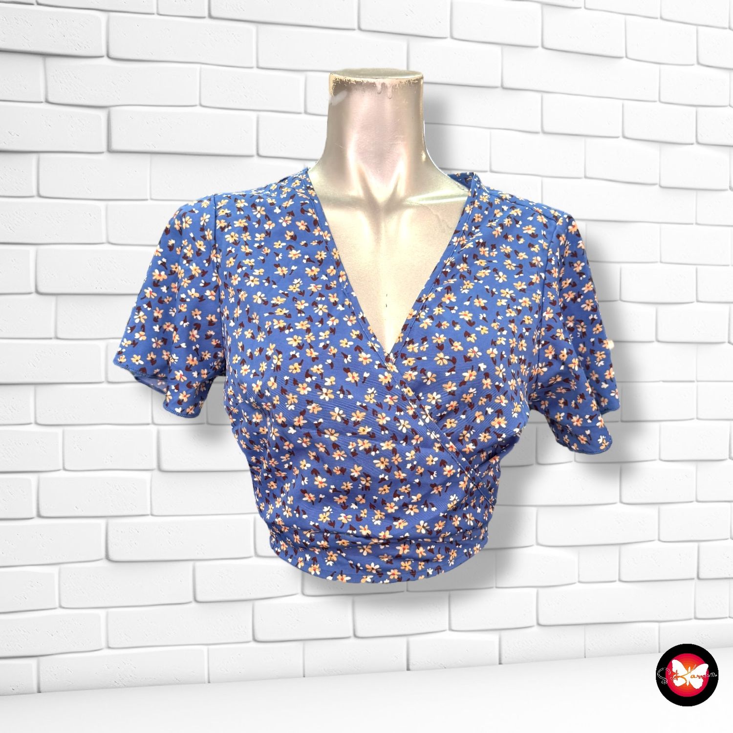 Blusa cropped cruzada SHEIN Talla S