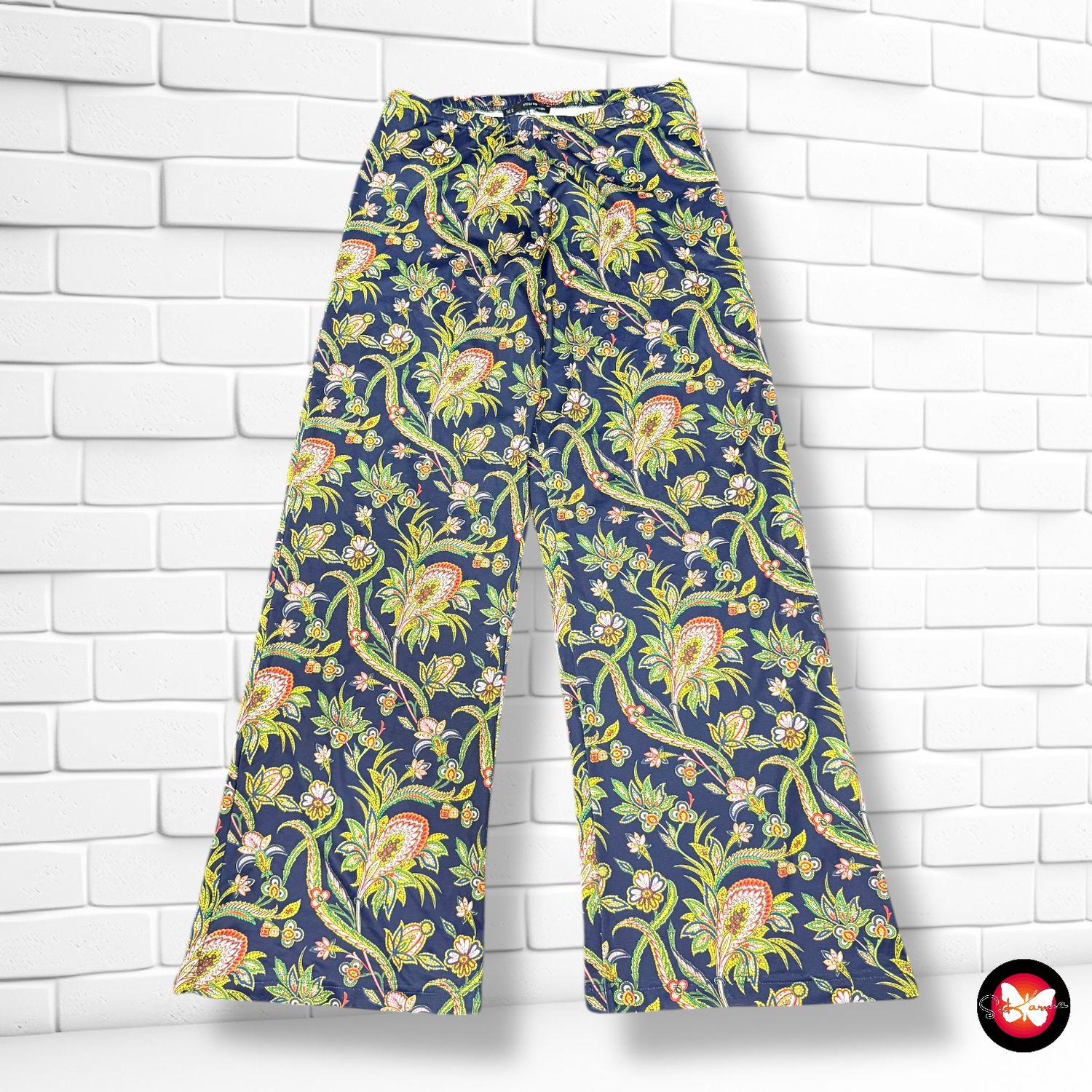 Pantalón sueltito SFERA COLLECTION Talla M