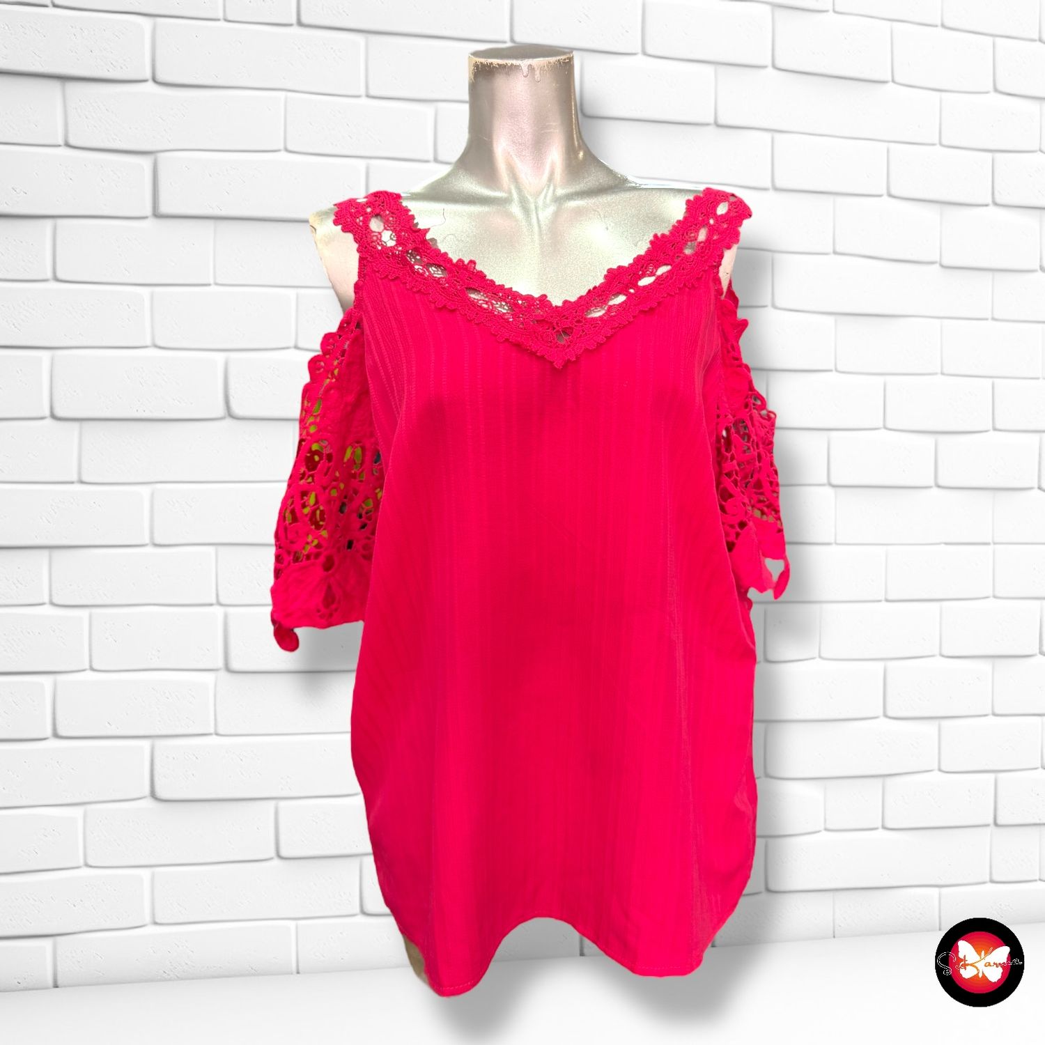 Blusa con encaje Talla L (grande)
