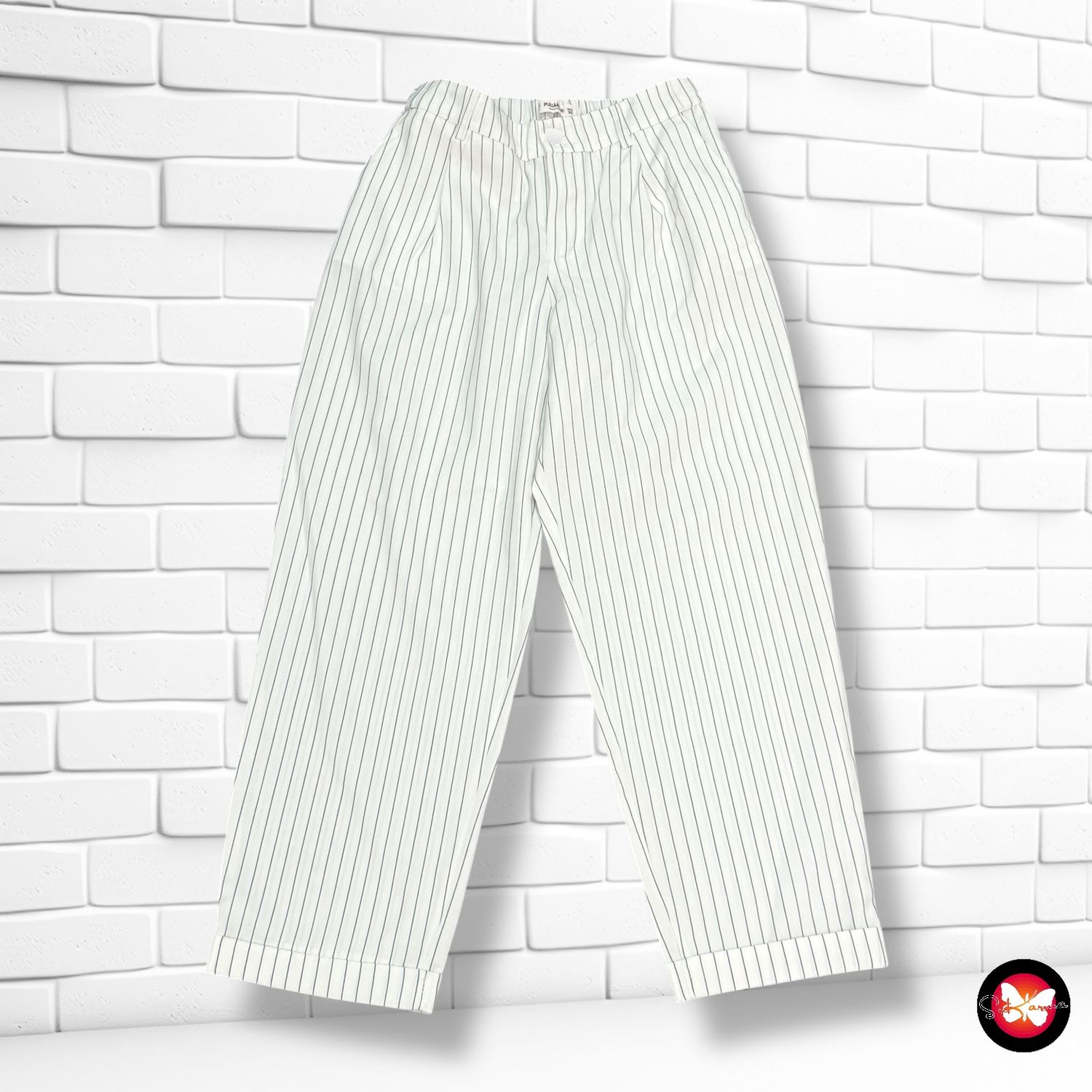 **HOY** Pantalón slouchy PULL&amp;BEAR Talla L (Pequeña)