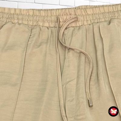 **HOY** Pantalón sueltito SFERA Talla M
