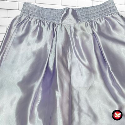 **HOY** Pantalón sueltito de satén PAOLA ROMÁN Talla S/M