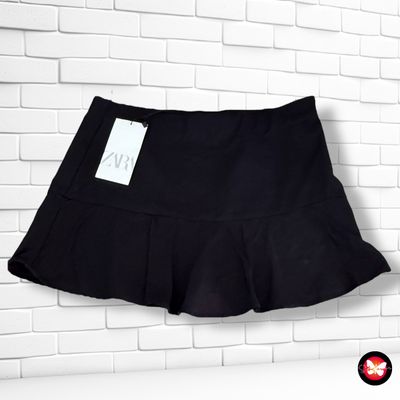 **HOY** Short / Faldita sueltita ZARA Talla L