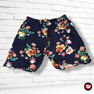 **HOY** Short sueltito Talla XL/2XL