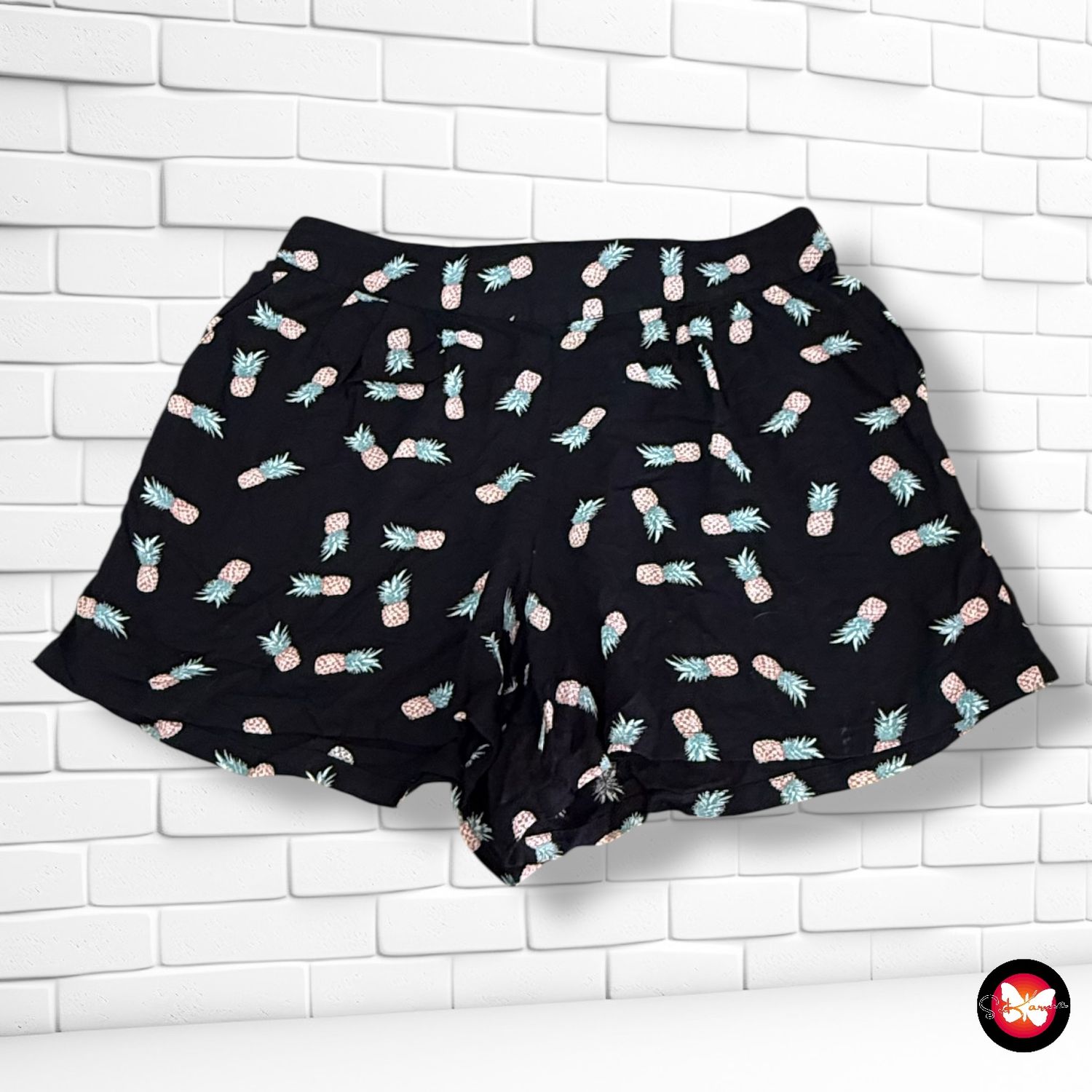 **HOY** Short sueltito UNIT Talla 38
