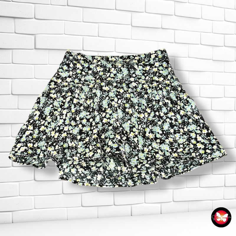 Short / Falda sueltito ZARA Talla S