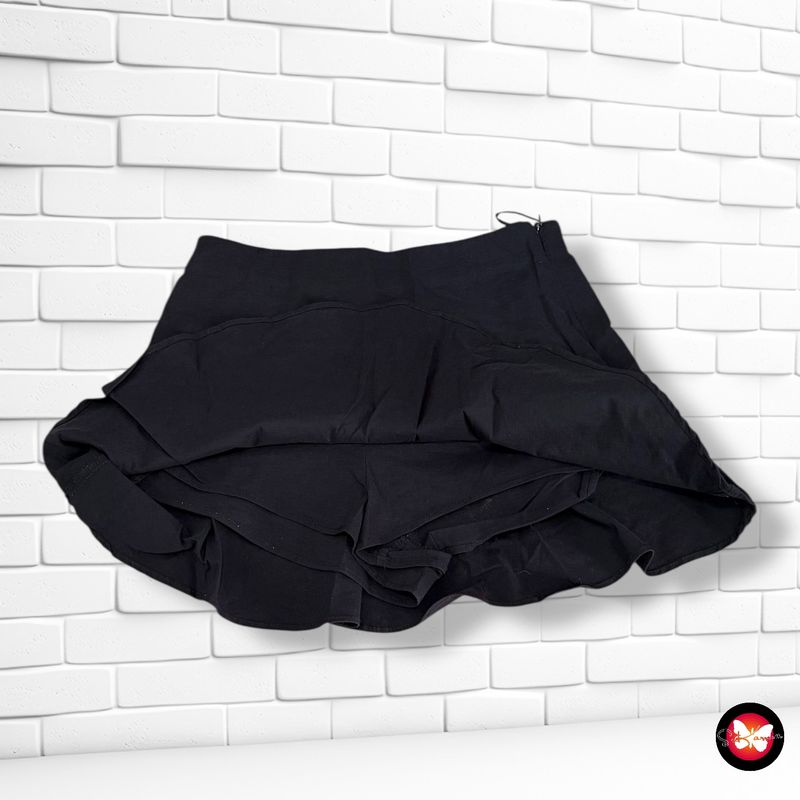 Short / Faldita sueltita ZARA Talla S